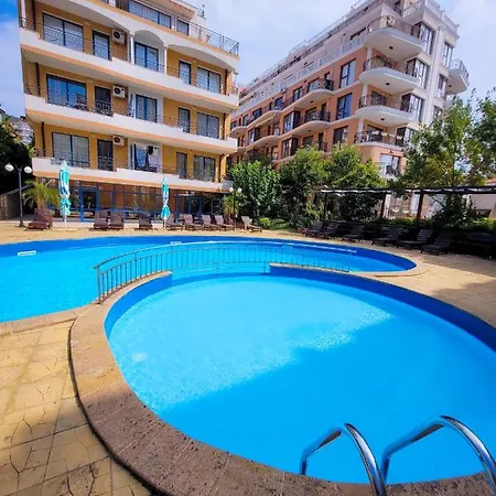 Апартамент Casa Del Mar *