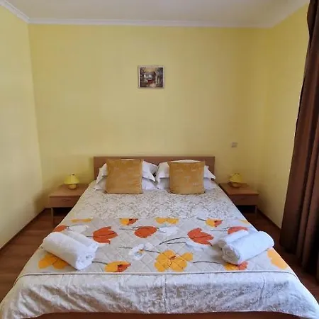 Casa Del Mar Апартамент *