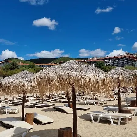 Апартамент Casa Del Mar *