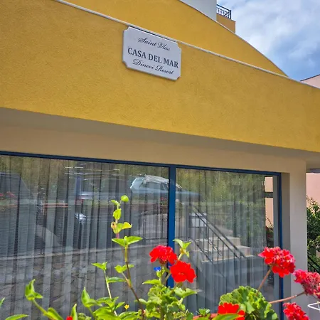 Casa Del Mar