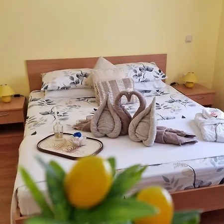 Casa Del Mar